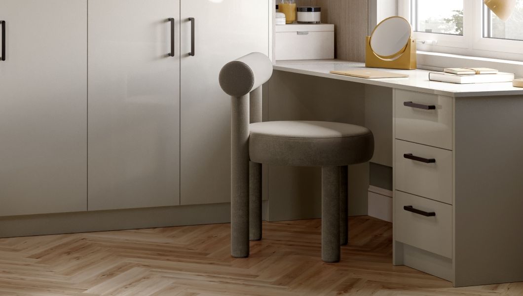 Zurfiz Super-Gloss Cashmere Bedroom detail